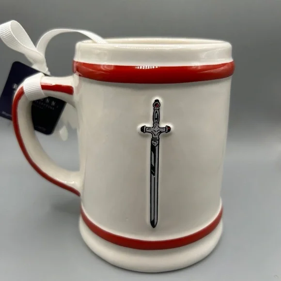 Rae Dunn Harry Potter Gryffindor Mug With Crest  BRAND NEW DESIGN - Picture 3 of 3